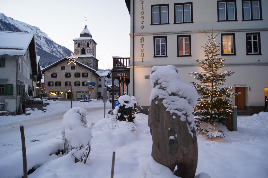 Hotel Weisses Kreuz Bergün Екстериор снимка