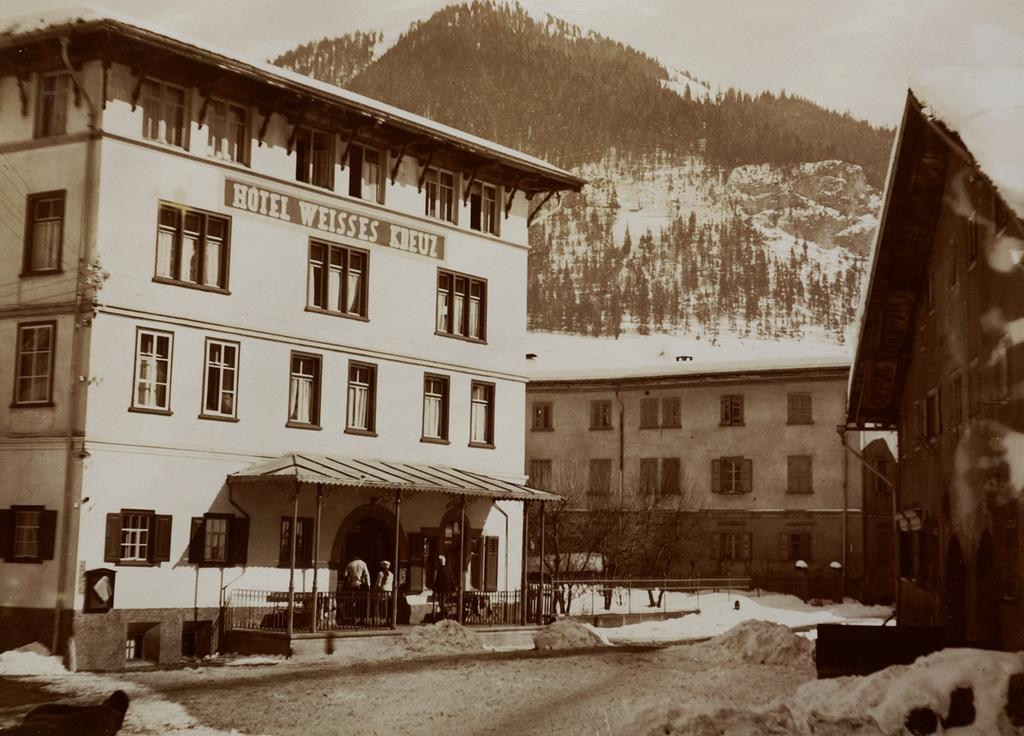 Hotel Weisses Kreuz Bergün Екстериор снимка