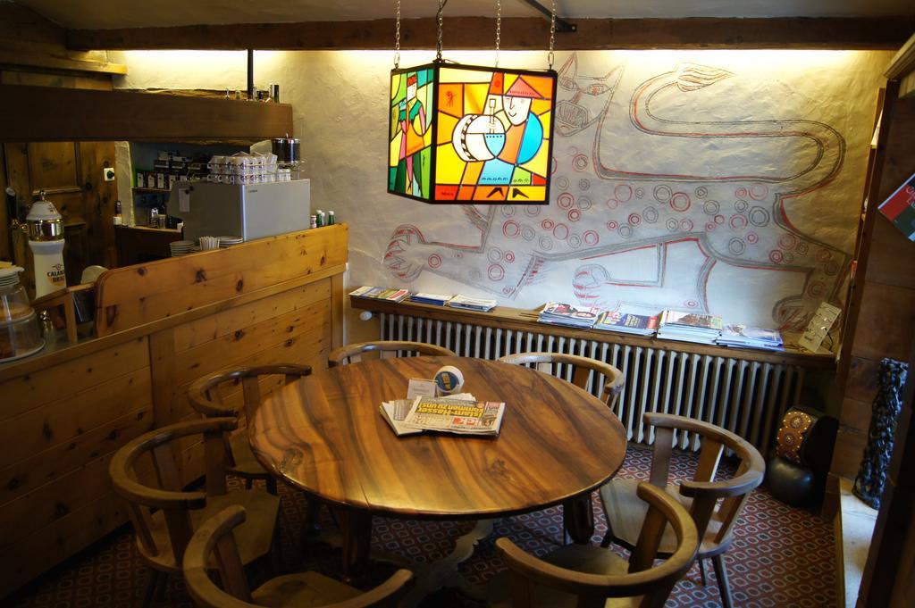 Hotel Weisses Kreuz Bergün Екстериор снимка