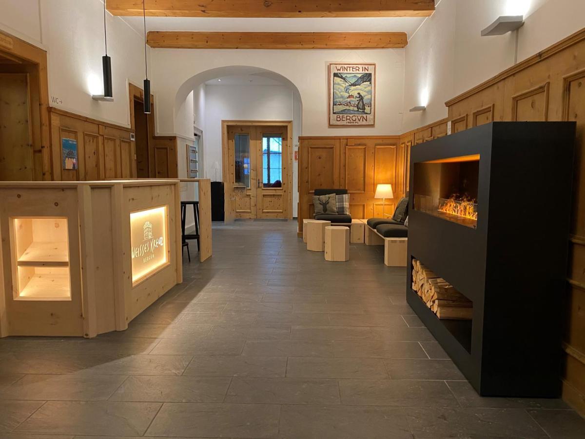 Hotel Weisses Kreuz Bergün Екстериор снимка
