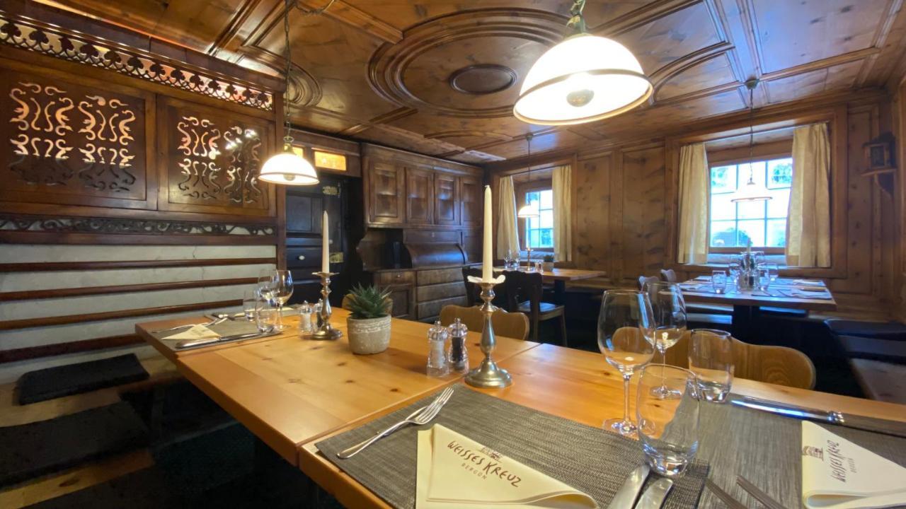 Hotel Weisses Kreuz Bergün Екстериор снимка