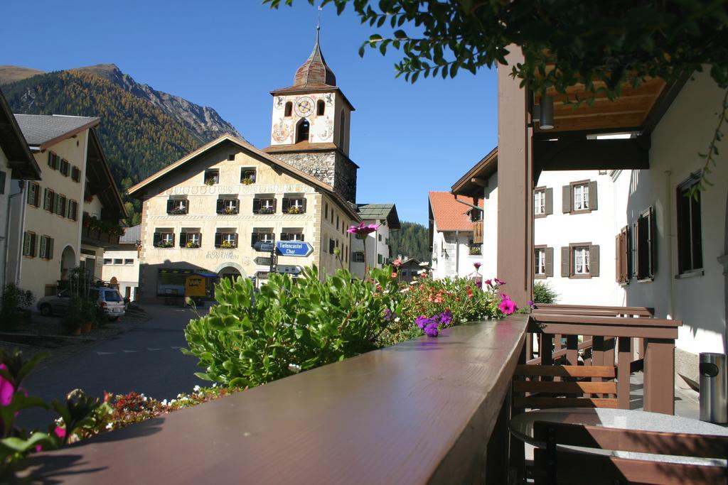 Hotel Weisses Kreuz Bergün Екстериор снимка